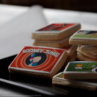 official-looney-tunes-saturday-morning-cartoons-cookie-set
